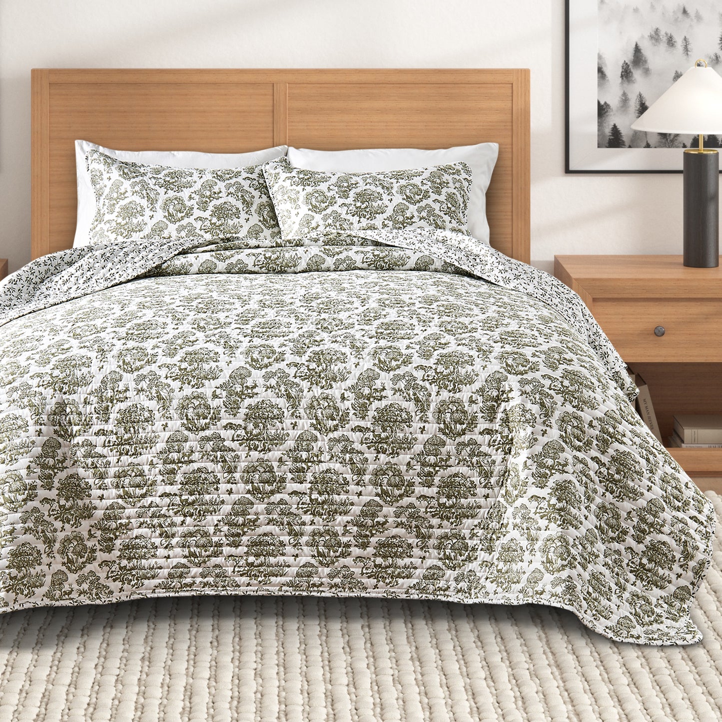 Woodland Toile Holiday Quilt Set