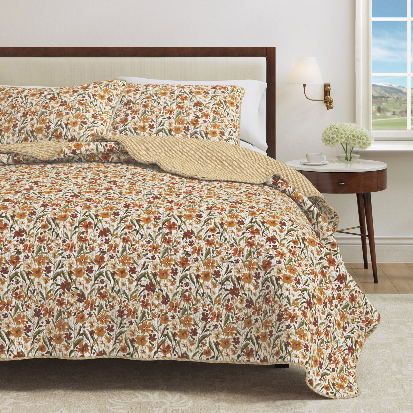 Golden Meadow Quilt Set