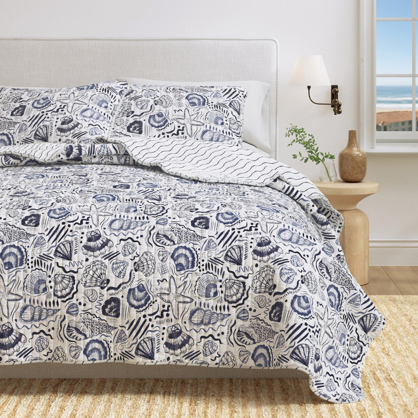 Scattered Shells Coastal Quilt Set