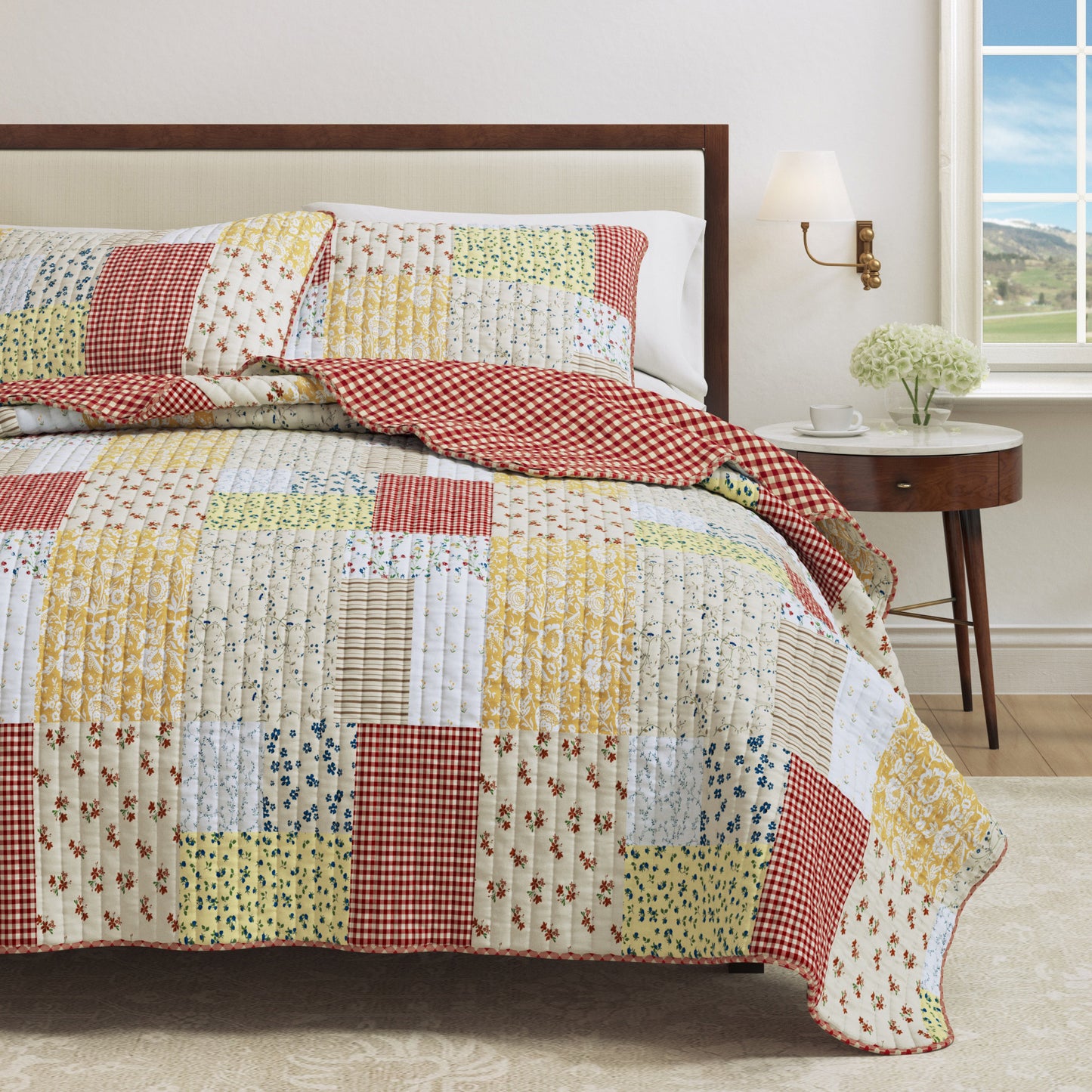 Cottage Floral Patchwork Quilt Set - Cottage Floral Patchwork Collection