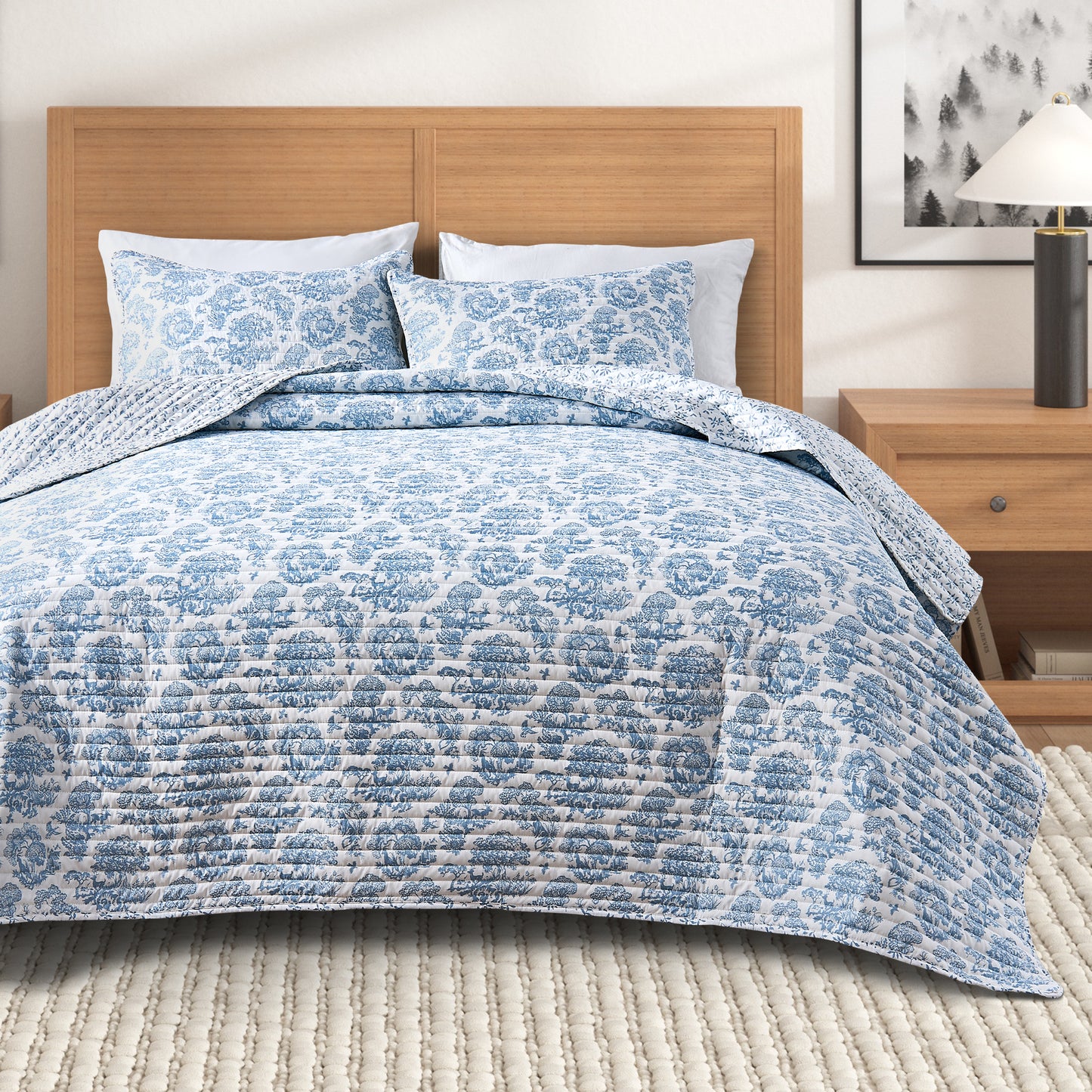 Woodland Toile Holiday Quilt Set