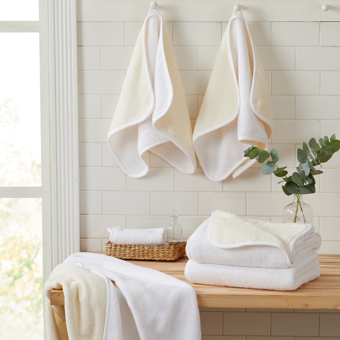 2 Pack Two-Toned Bath Towel - Vanessa Collection