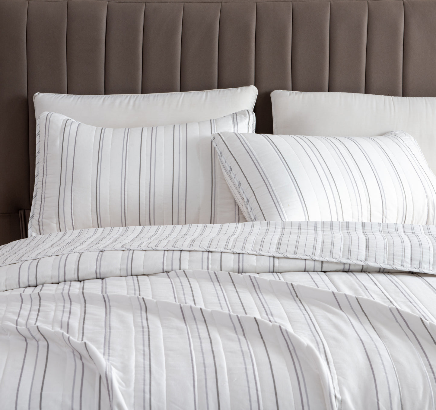 3-Piece Stripe Quilt - Katelyn Collection