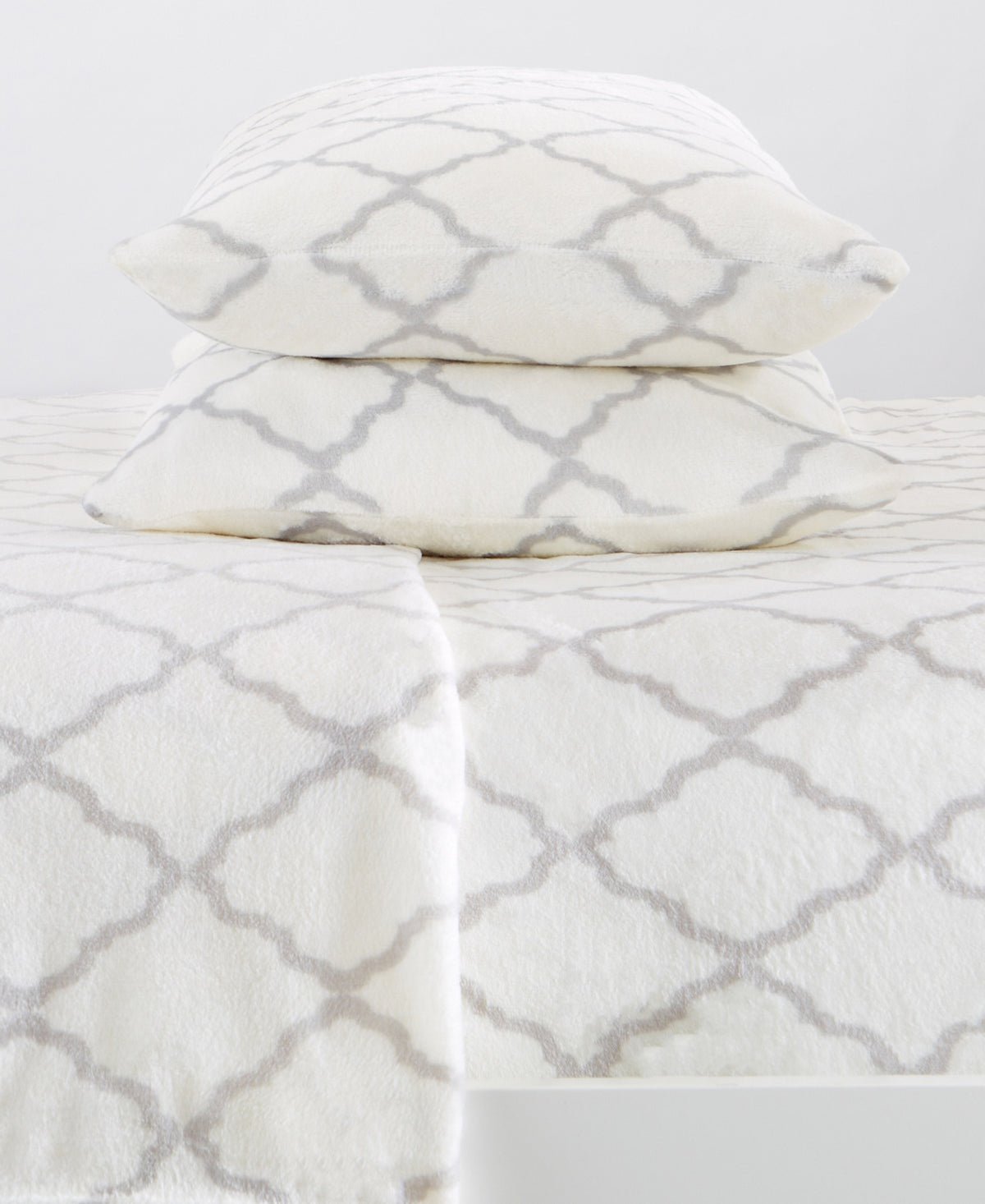 4-Piece Printed Plush Sheet - Velvet Luxe-Lattice Collection