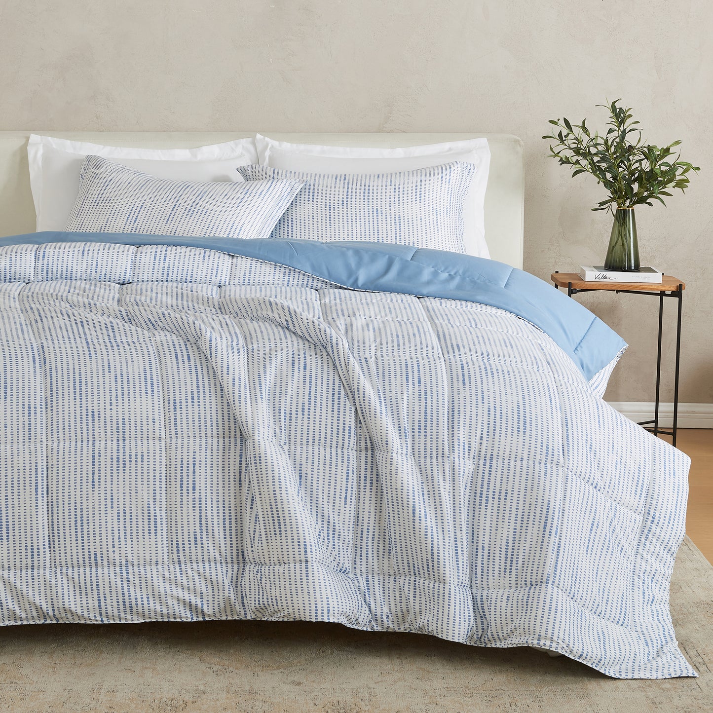 Reversible Christmas Comforter and Sham Set - Holiday / Lodge Odette Collection