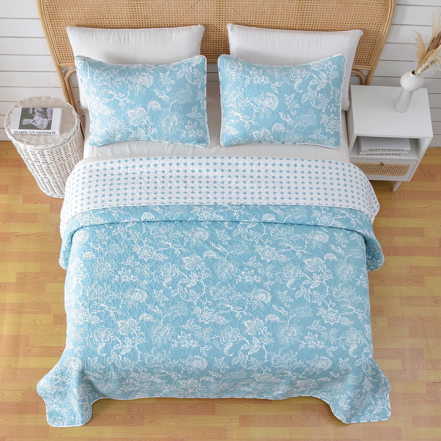3-Piece Floral Quilt - Emma Collection
