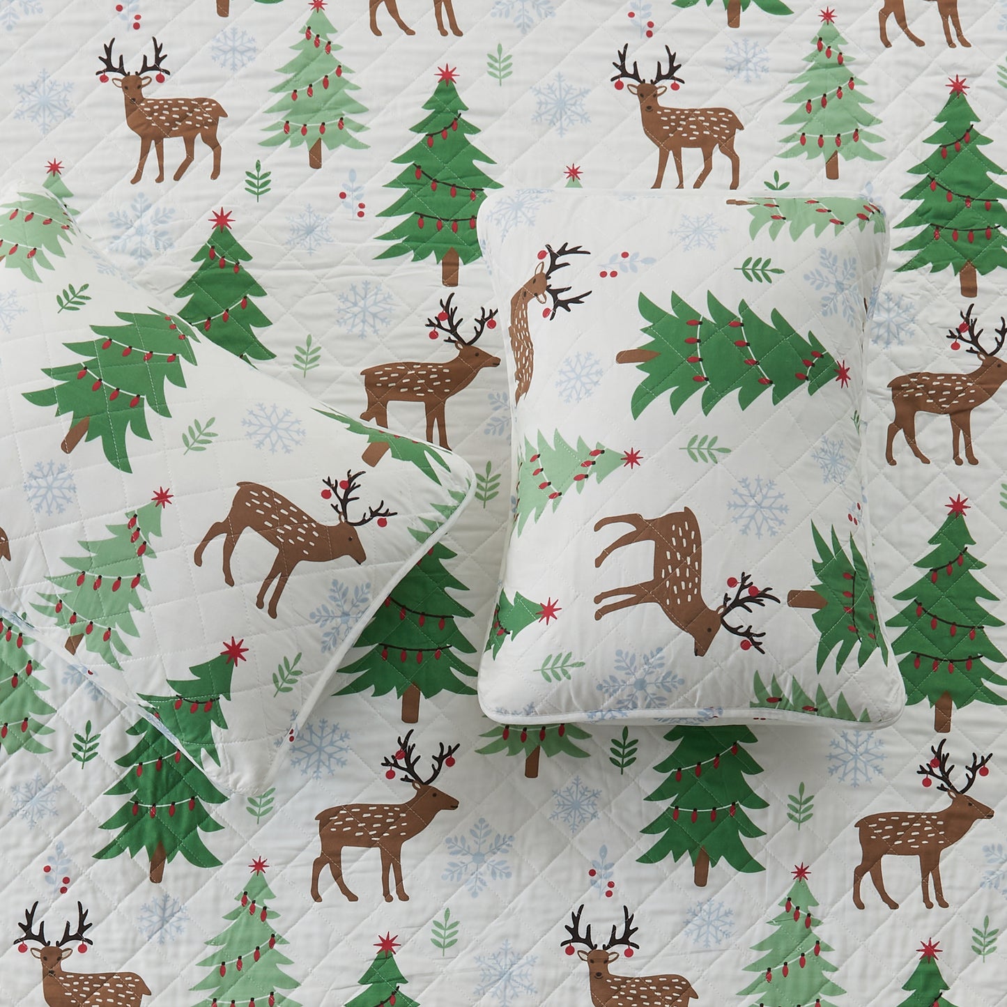 3-Piece Holiday Quilt - Holly Collection