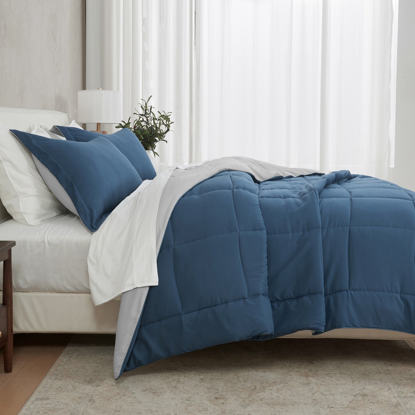Reversible Christmas Comforter and Sham Set - Holiday / Lodge Odette Collection