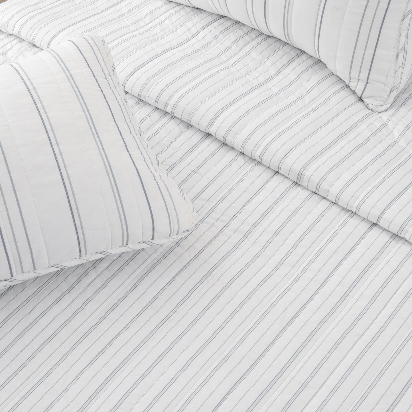 3-Piece Stripe Quilt - Katelyn Collection