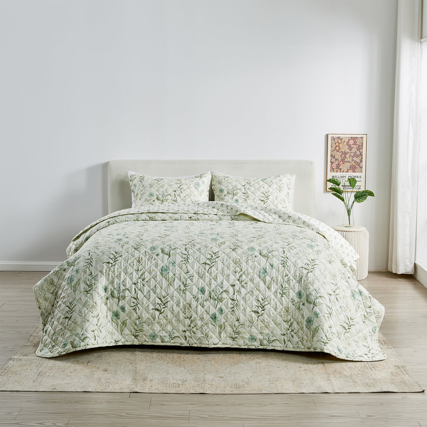 Floral Printed Microfiber Quilt Set - Glyndora Collection