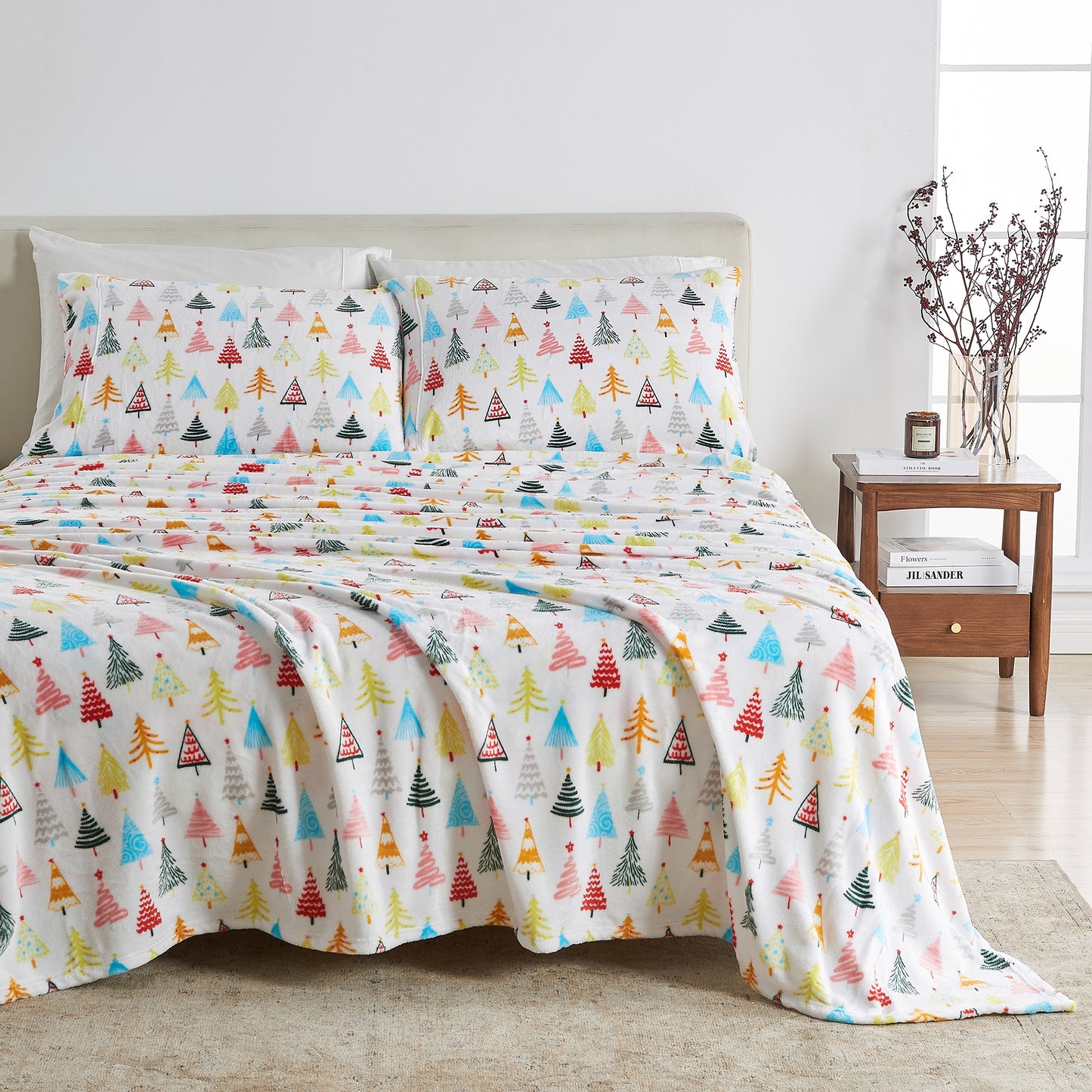 4-Piece Winter Printed Plush Sheet - Velvet Luxe Collection