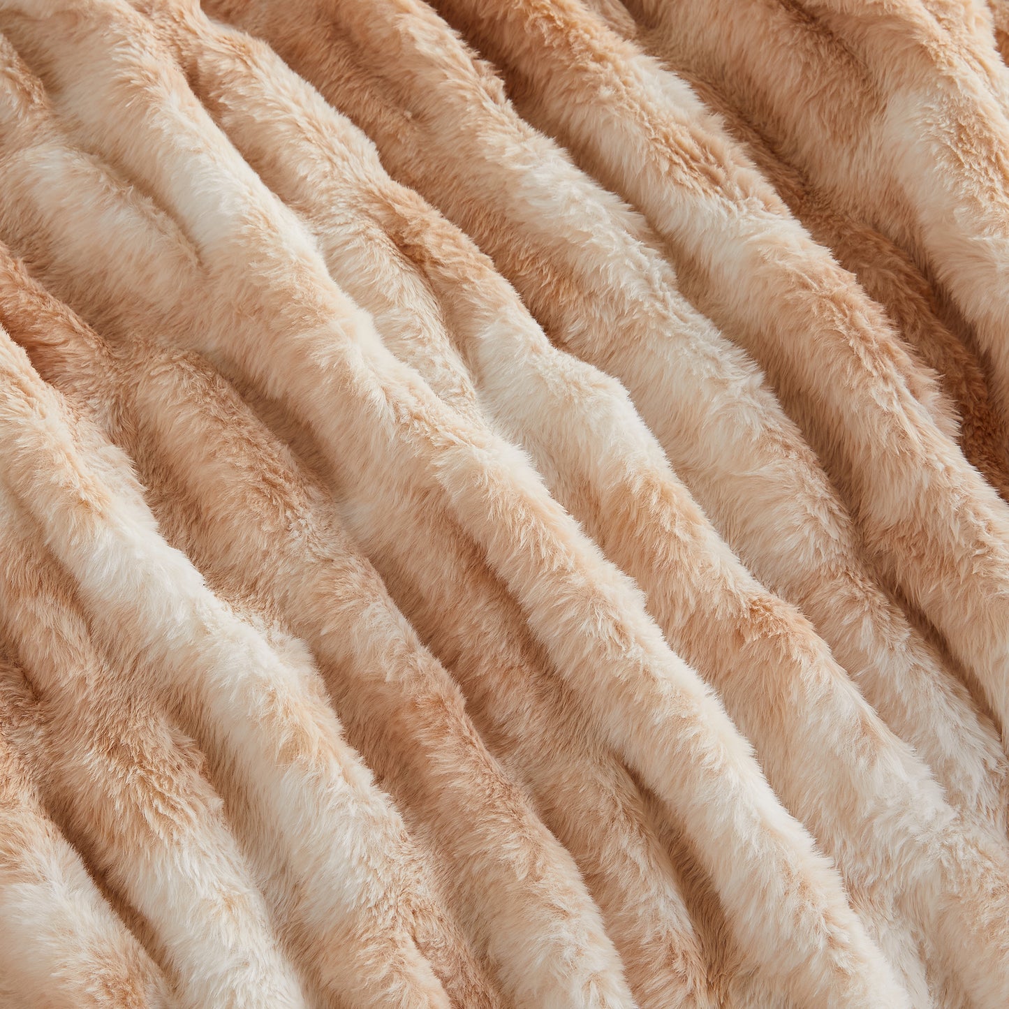 Ruched Faux Fur Throw Blanket - Alondra Collection