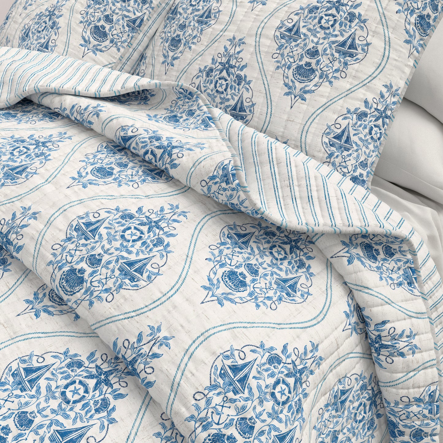 Nautical Medallion Quilt Set