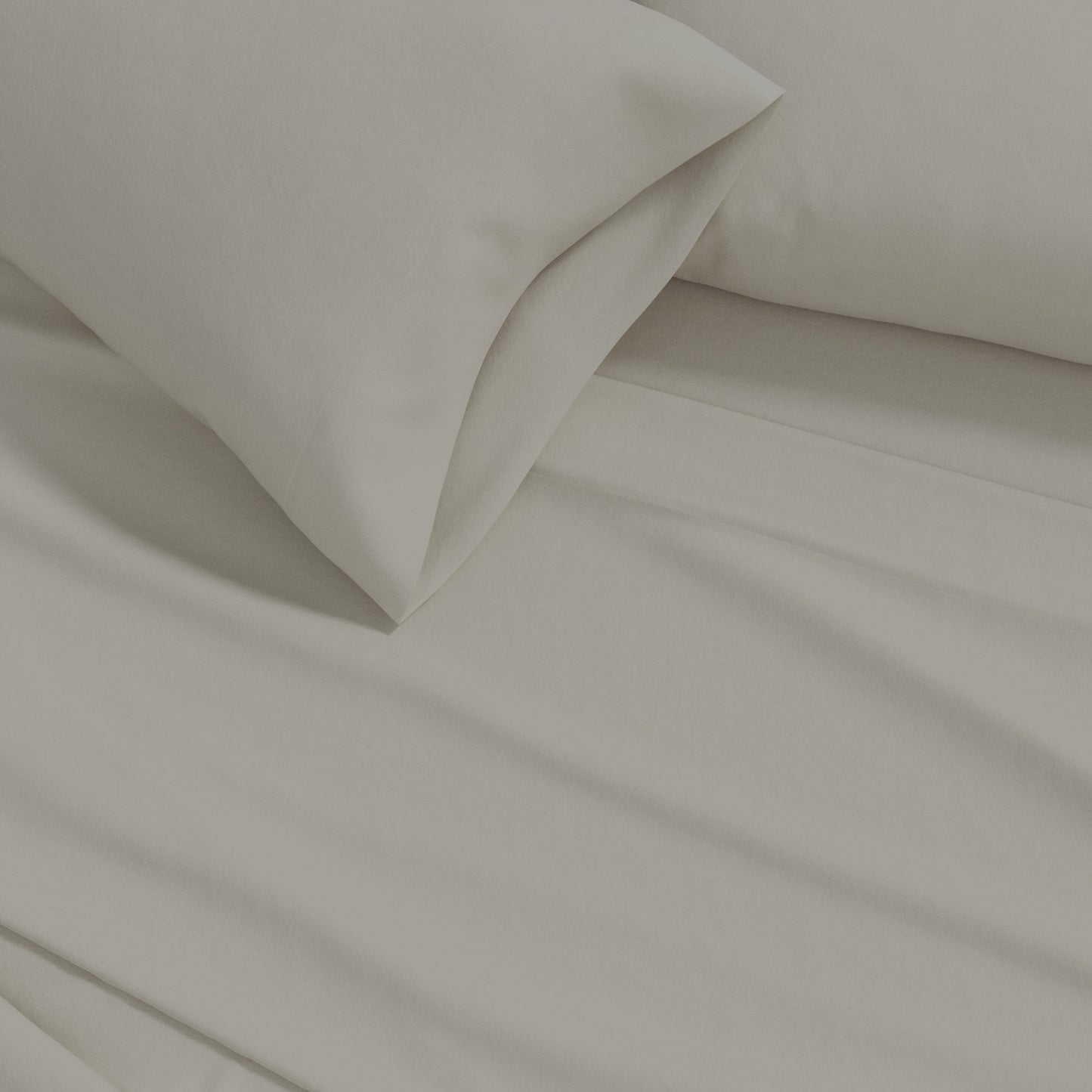 4-Piece Cotton Solid Flannel Sheet - Nordic Collection